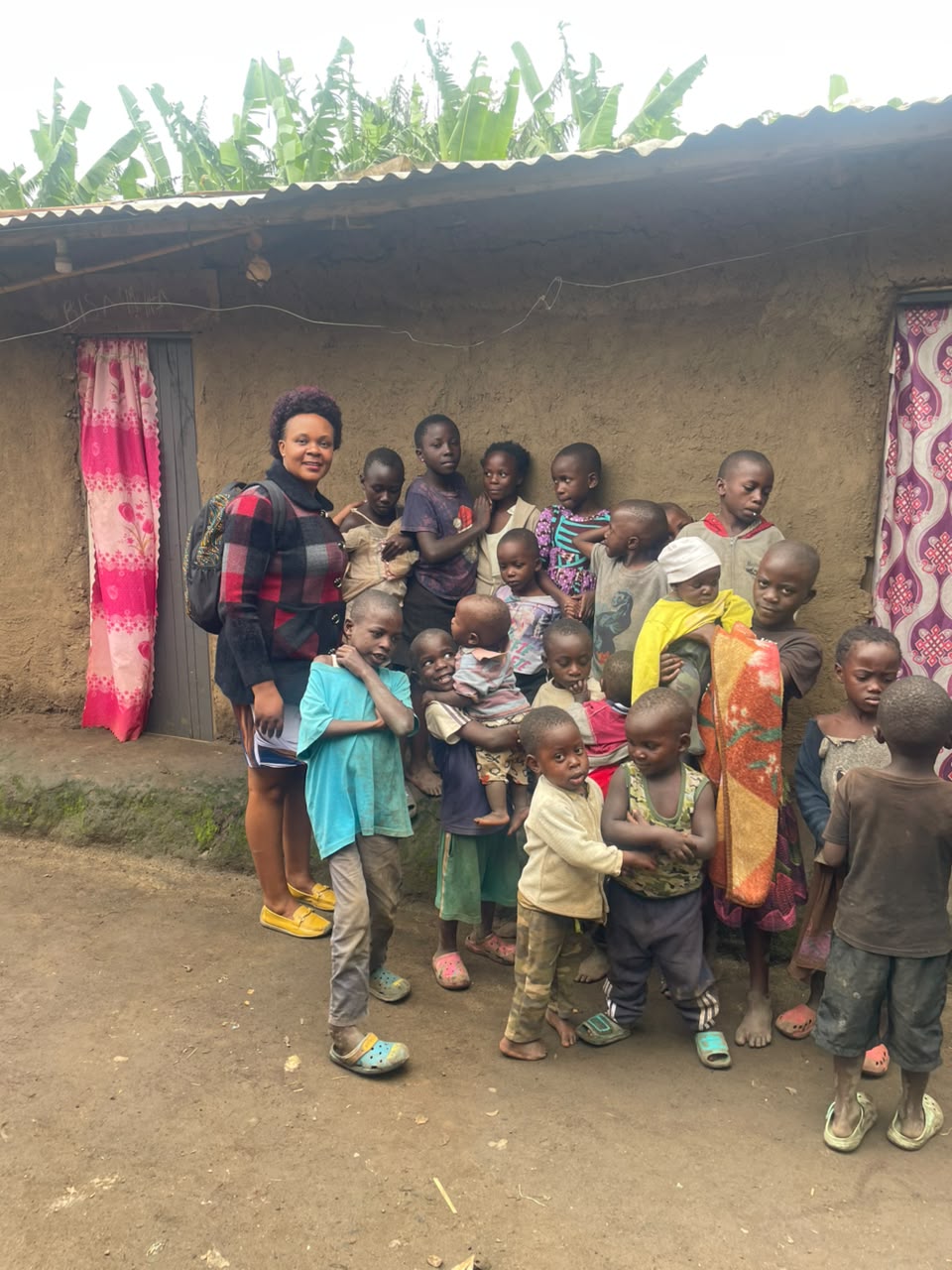 Field outreach with mothers and children